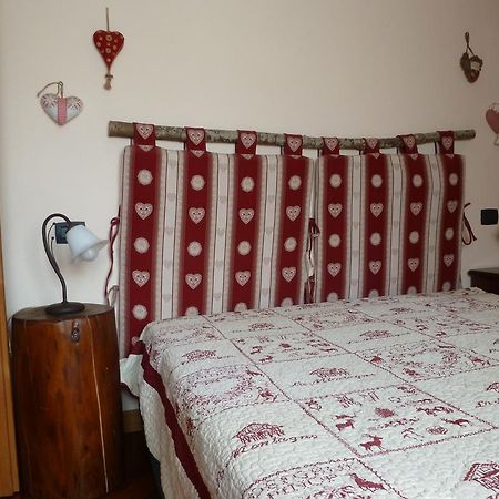 Apartment Gerandin ชัมโปลุก ภายนอก รูปภาพ