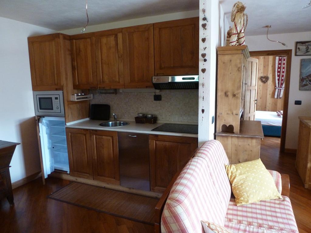 Apartment Gerandin ชัมโปลุก ภายนอก รูปภาพ